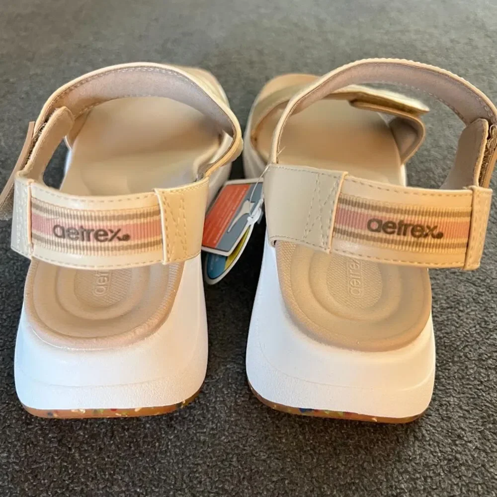 NEW Aetrex Whit Water-Friendly Sport Sandals, Size 9